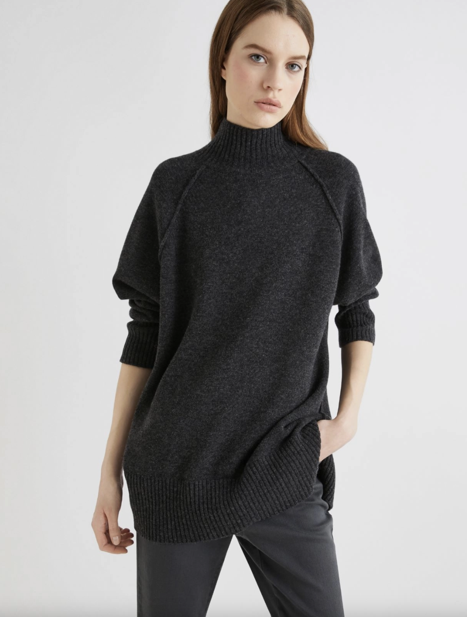 Marella – Πουλόβερ με ψηλό λαιμό – Γκρι Marella – Πουλόβερ με ψηλό λαιμό – Γκρι Total Look 2